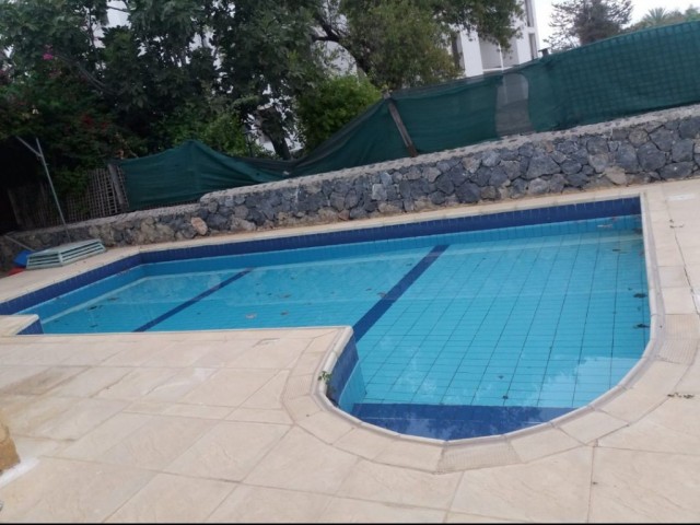 3 + 1 Villa with Private Pool for Sale with Furniture Close to the Center of Alsancak and Very Close to the Main Road ** 