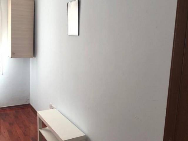 Flat To Rent in Girne Merkez, Kyrenia