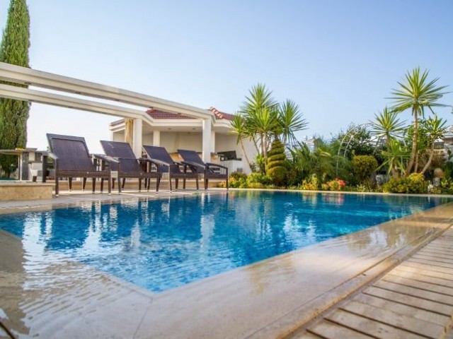 Luxury Villa for Sale in Yenikent-Detached ** 