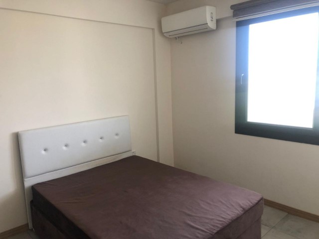 Girne Alsancak'ta Yeni Site İçerisinde HAVUZLU Kiralık Daire