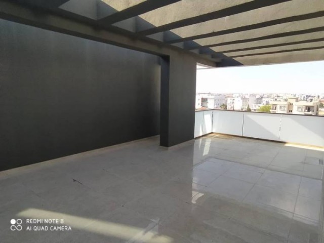 2 Bedroom Penthouse for sale 130 m² in Gönyeli, Lefkoşa, North Cyprus