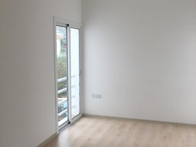 3 Bedroom Flat for sale 80 m² in Alsancak, Girne, North Cyprus