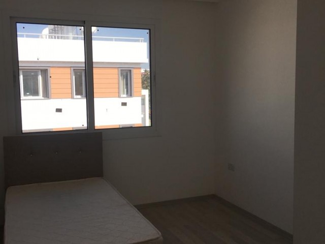 Wohnung Zum Verkauf In Kyrenia Alsancak 3 1 ** 