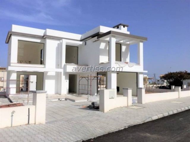 Villa Zum Verkauf In Kyrenia Alsancak 3 1 ** 