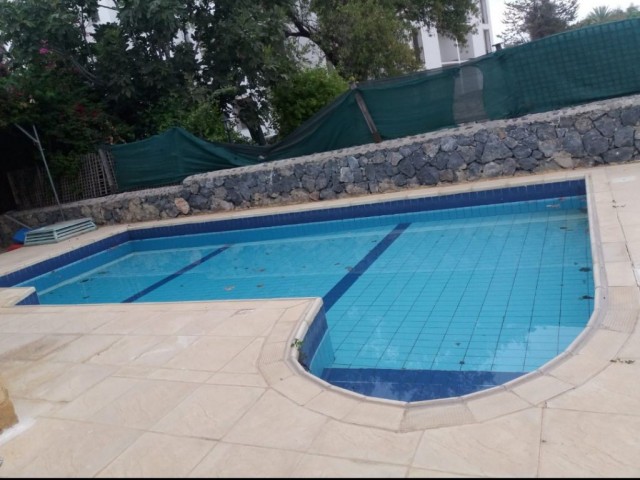 3 Bedroom Villa for sale 400 m² with private pool in Alsancak, Girne, North Cyprus