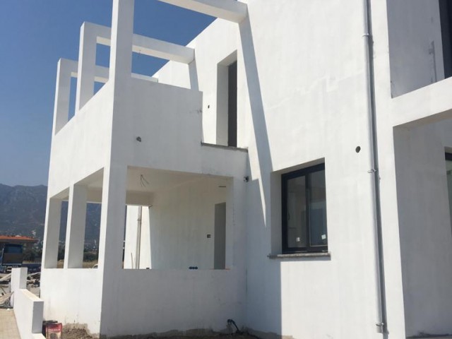 Kyrenia Chatalköy Zu Verkaufen Villa 2 1 ** 