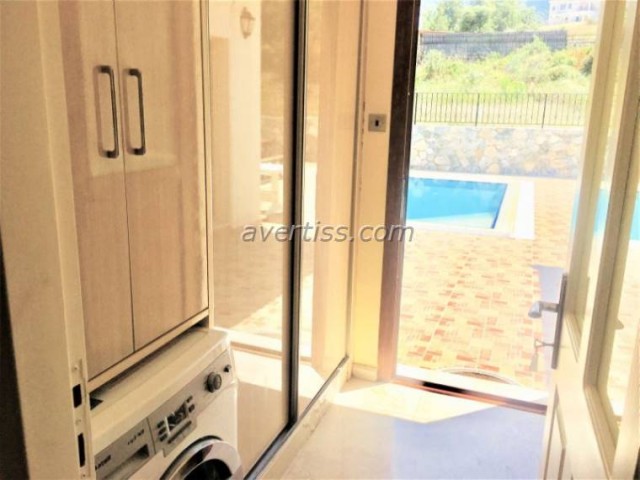 4 Bedroom Villa for sale 300 m² in Çatalköy, Girne, North Cyprus