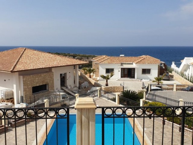 5 Bedroom Villa for sale 320 m² with private pool and fireplace in Esentepe, Girne, North Cyprus