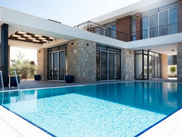 Villa Zu Verkaufen In Kyrenia Esentepe 3 1 ** 