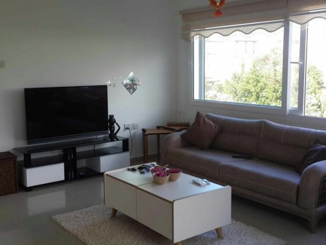 Penthouse Zu Verkaufen In Kyrenia Lapta 3 1 ** 