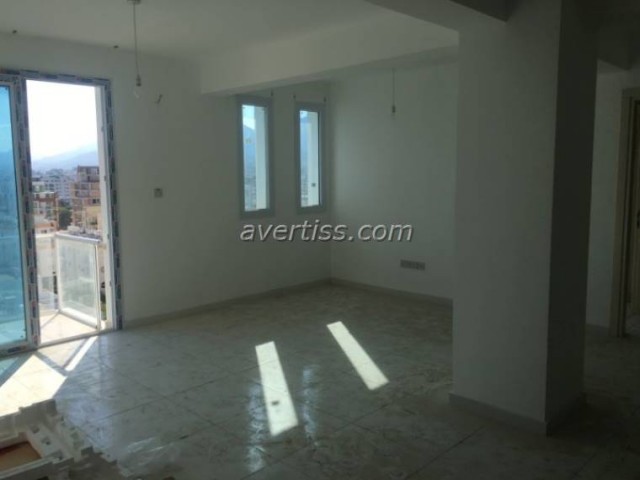 3 Bedroom Flat for sale 115 m² in Girne Merkez, Girne, North Cyprus