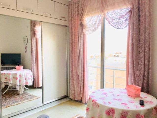 Girne Merkez Satılık Daire 3 1