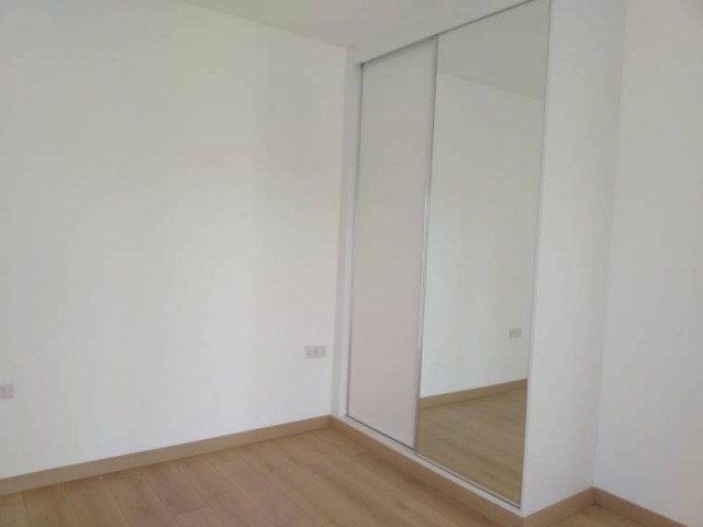 Penthouse Zu Verkaufen 2 1 ** 