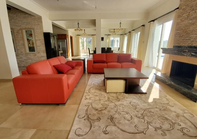 5 Bedroom Villa for sale 270 m² in Esentepe, Girne, North Cyprus