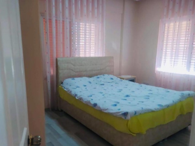 Penthouse In Kyrenia Zentrum Zu Verkaufen 3 1 ** 