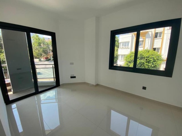 2 Bedroom Flat for sale 80 m² in Girne Merkez, Girne, North Cyprus