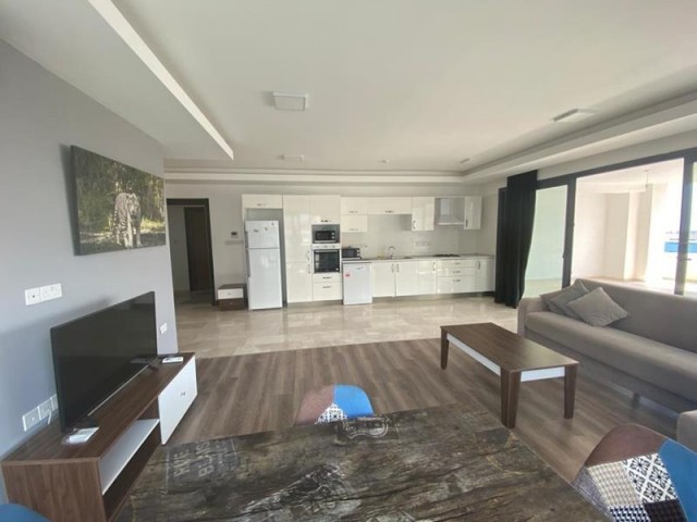 Penthouse In Kyrenia Zentrum Zu Verkaufen 2 1 ** 