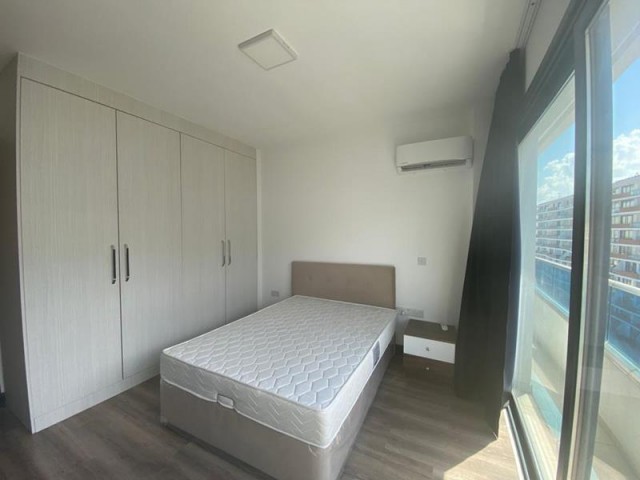 Penthouse In Kyrenia Zentrum Zu Verkaufen 2 1 ** 