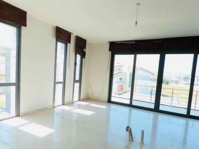 5 Bedroom Villa for sale 500 m² with fireplace in Yenikent, Lefkoşa, North Cyprus