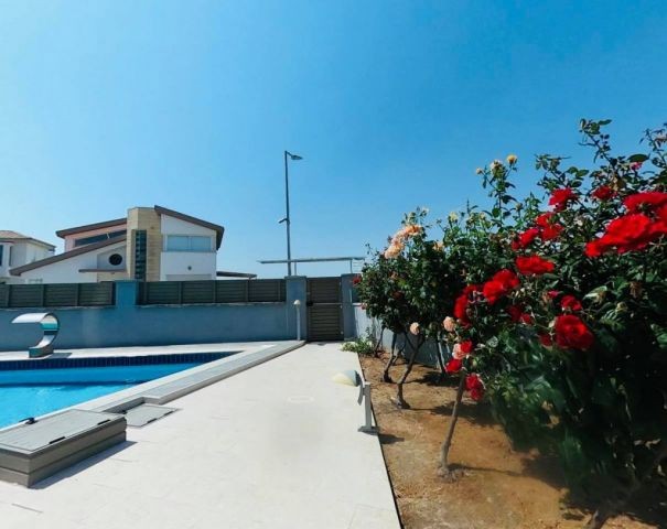 5 Bedroom Villa for sale 500 m² with fireplace in Yenikent, Lefkoşa, North Cyprus