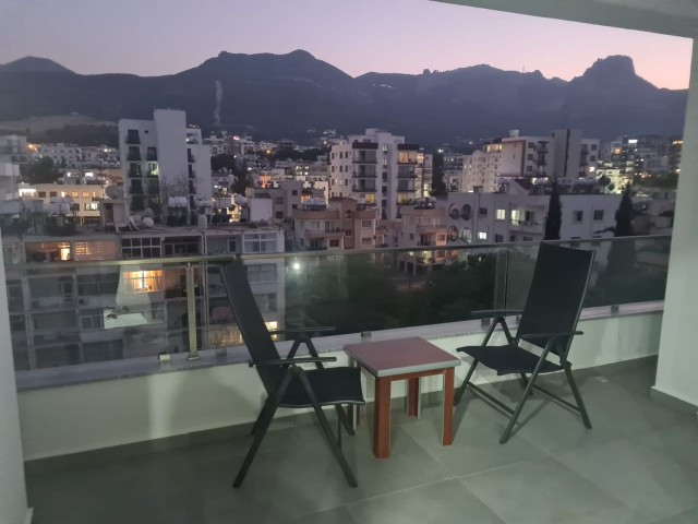 Girne Merkez Satılık Penthouse 3 1