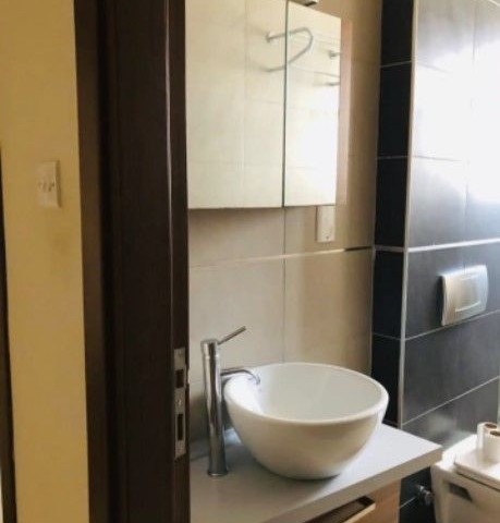 Yukarı Girne GÜNLÜK Kiralık Daire 2+1