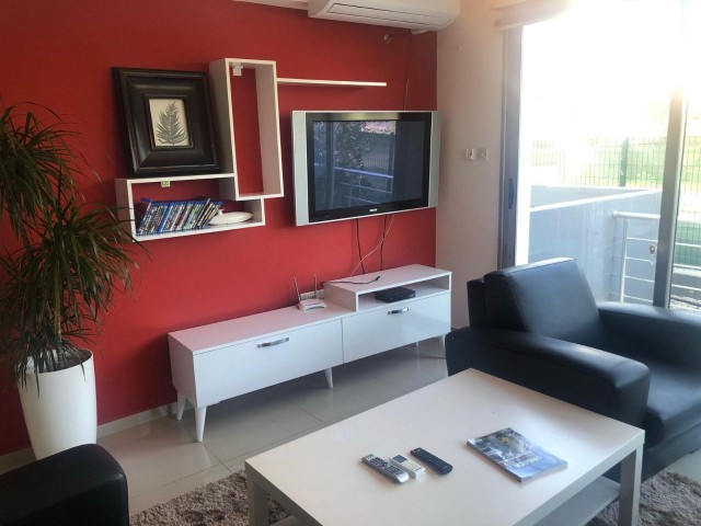 Girne Karaoğlanoğlu 2+1 Kiralık Site İçi Daire