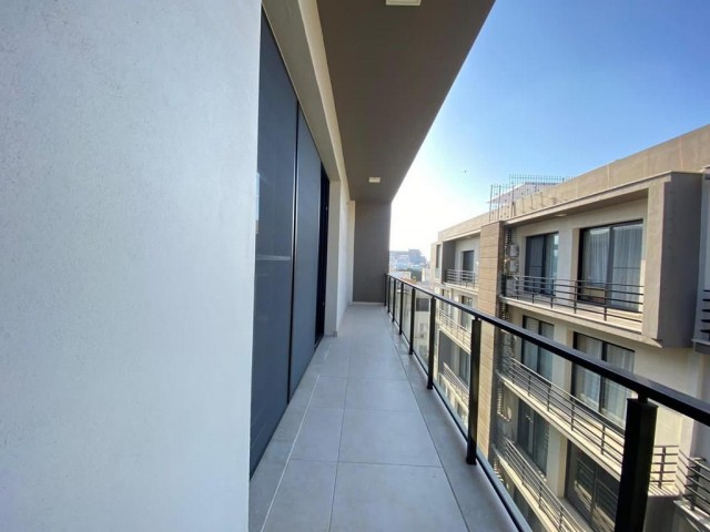 Penthouse Zu Vermieten In Kyrenia Zentrum 2 + 1 ** 