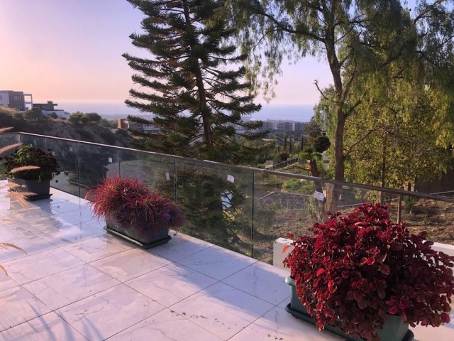 Kyrnia Upper Kyrenia Villa For Sale 4+1