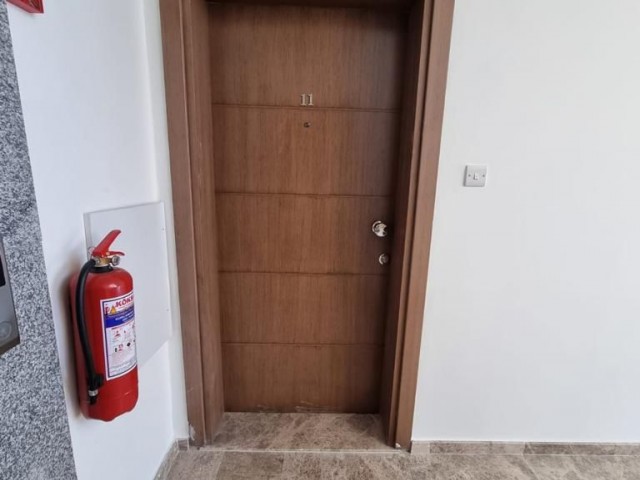 Wohnung Zu Verkaufen In Nikosia Kizilbash 2 + 1 ** 