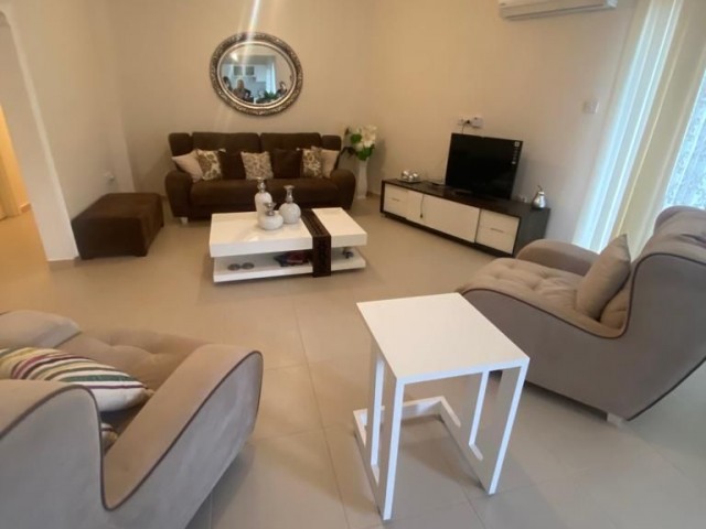 3+1 Flat for Rent Near Barbaroslar Market in Kyrenia Center