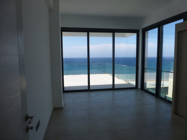 Kyrenia Karsyaka Seafront Villa For Sale 4+1