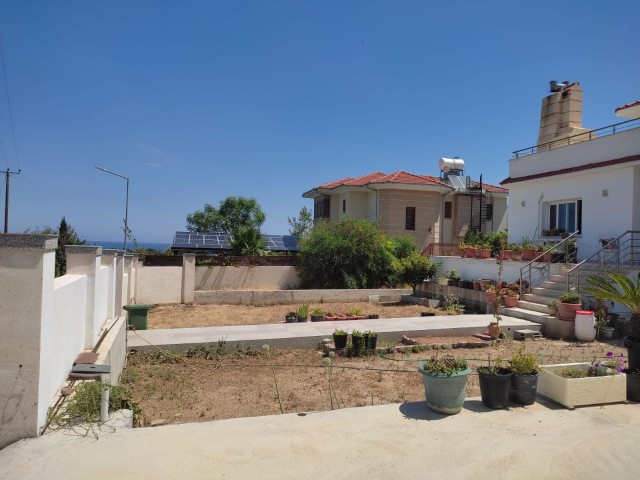 Girne Alsancak Satılık Villa 4+1