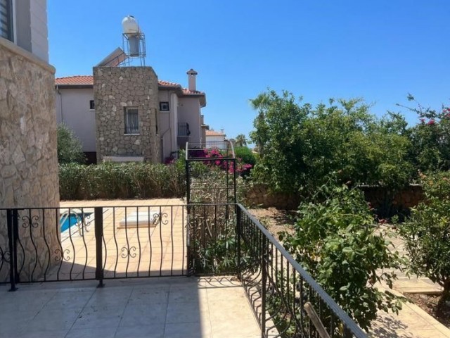 Kyrenia Catalkoy Villa For Sale 4+1