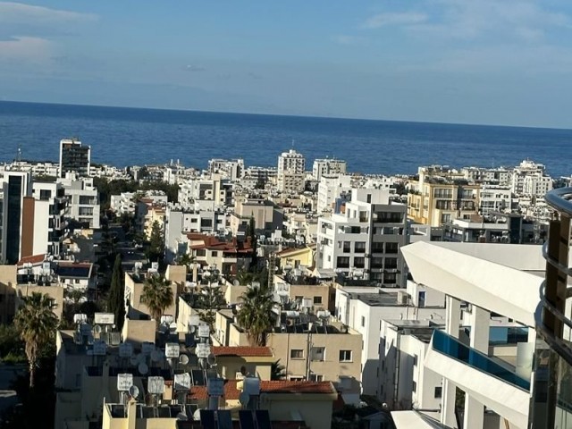 Zu verkaufen Duplex Penthouse 2+1 in Kyrenia Yukari Kyrenia