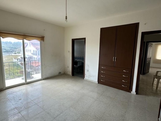 Nicosia Hamitkoy Flat For Sale 3+2