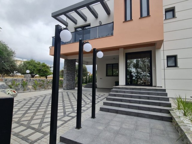 Kyrenia Lapta Villa For Sale 4+1