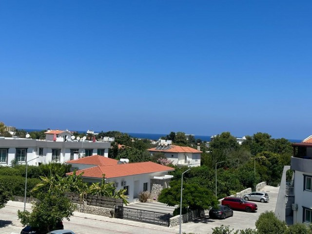 Kyrenia Karaolanolu Flat For Sale 1+1