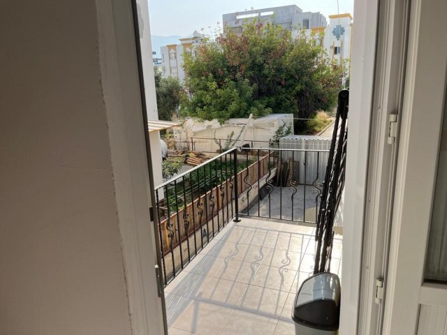 Kyrenia Center Flat For Sale 3+1