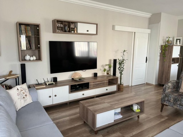 Kyrenia Center Flat For Sale 3+1