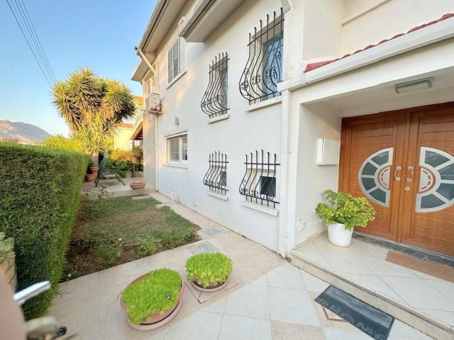 Kyrenia Bosphorus Villa zum Verkauf 4+2