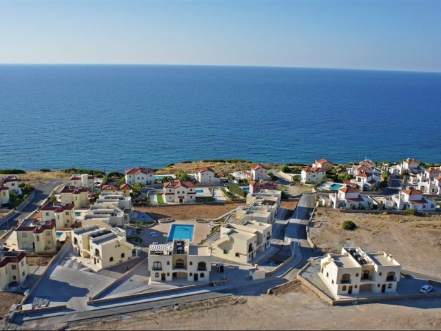 Girne Bahçeli 2+1 Stadthaus zu verkaufen