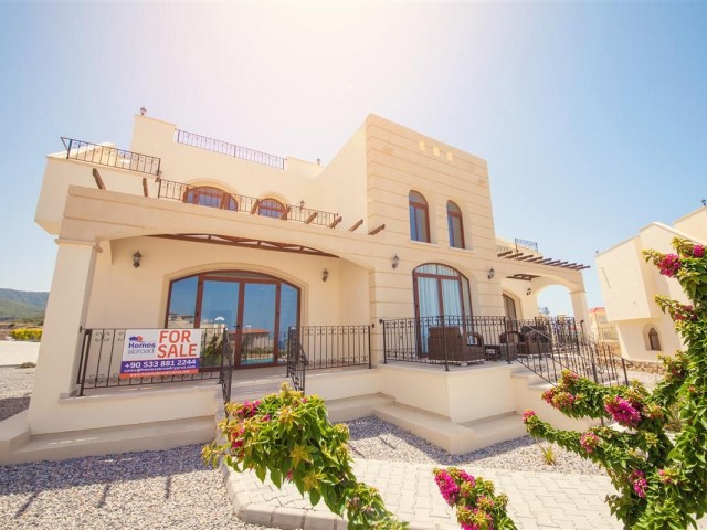 Girne Bahçeli 2+1 Townhouse For Sale