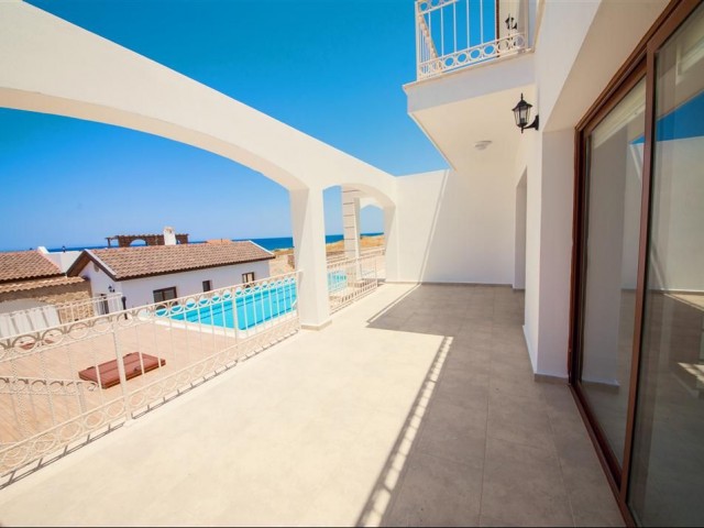 Kyrenia Esentepe 2+1 Flat For Sale