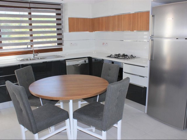 Kyrenia Esentepe 2+1 Flat For Sale