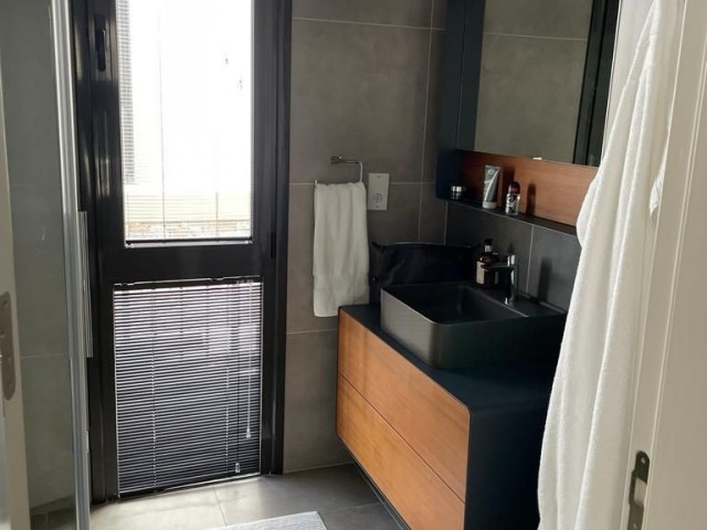 Girne Alsancak 3+1 Satılık Villa