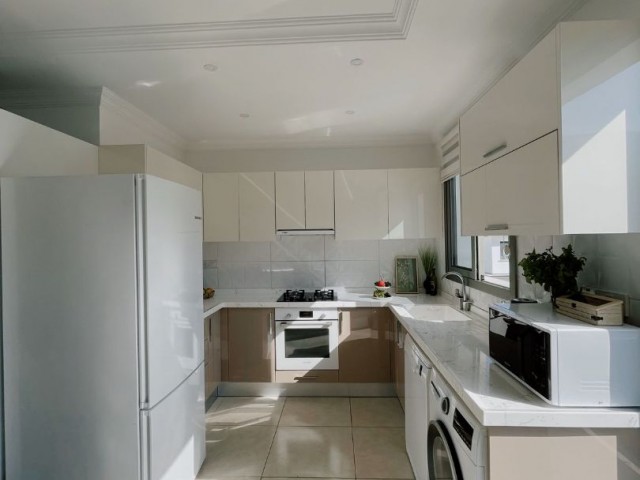 2+1 Flat For Sale in Kyrenia Alsancak