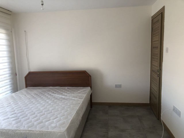 Alsancakta duraklara ve markete yürüyüş mesafesinde  1+1 sıfır eşyalı loft daire