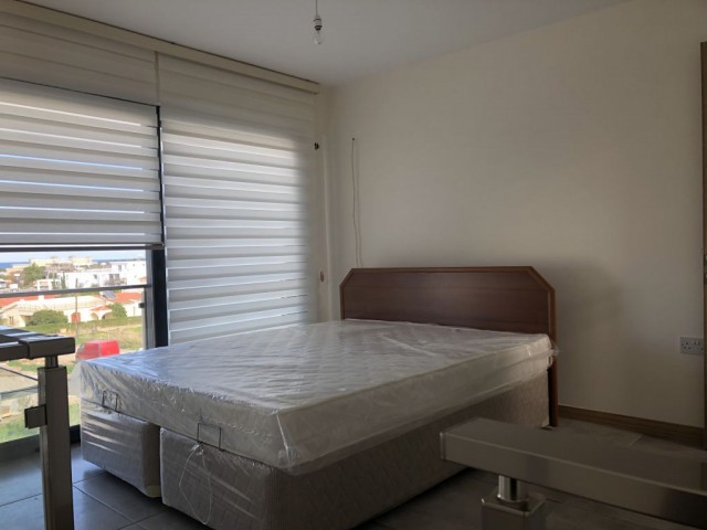 Flat To Rent in Alsancak, Kyrenia