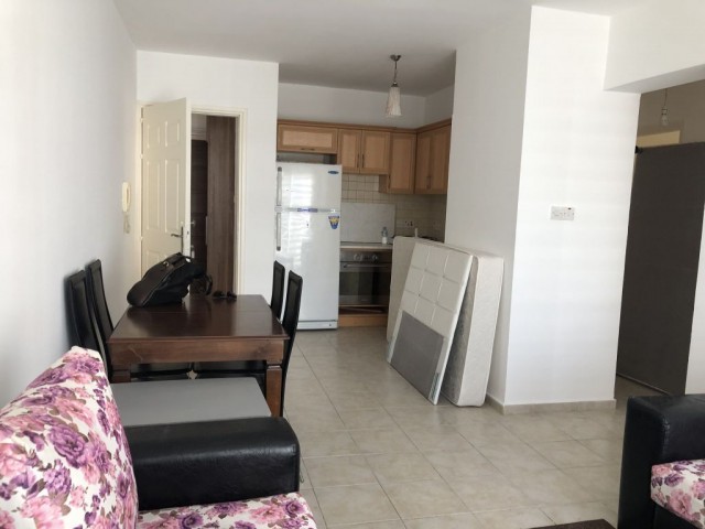 Girne merkezde patara sitesi yanında 2+1 eşyalı daire